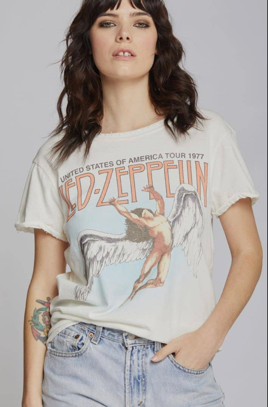 Led Zeppelin America Tour 1977 - Graphic Tshirt